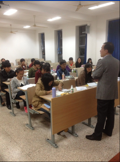 敞开心扉，畅游大学海洋 ——会计1302心理班会