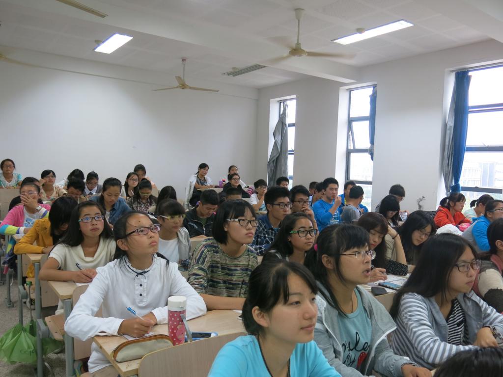 我的青春我做主——记医学院新生心理讲座